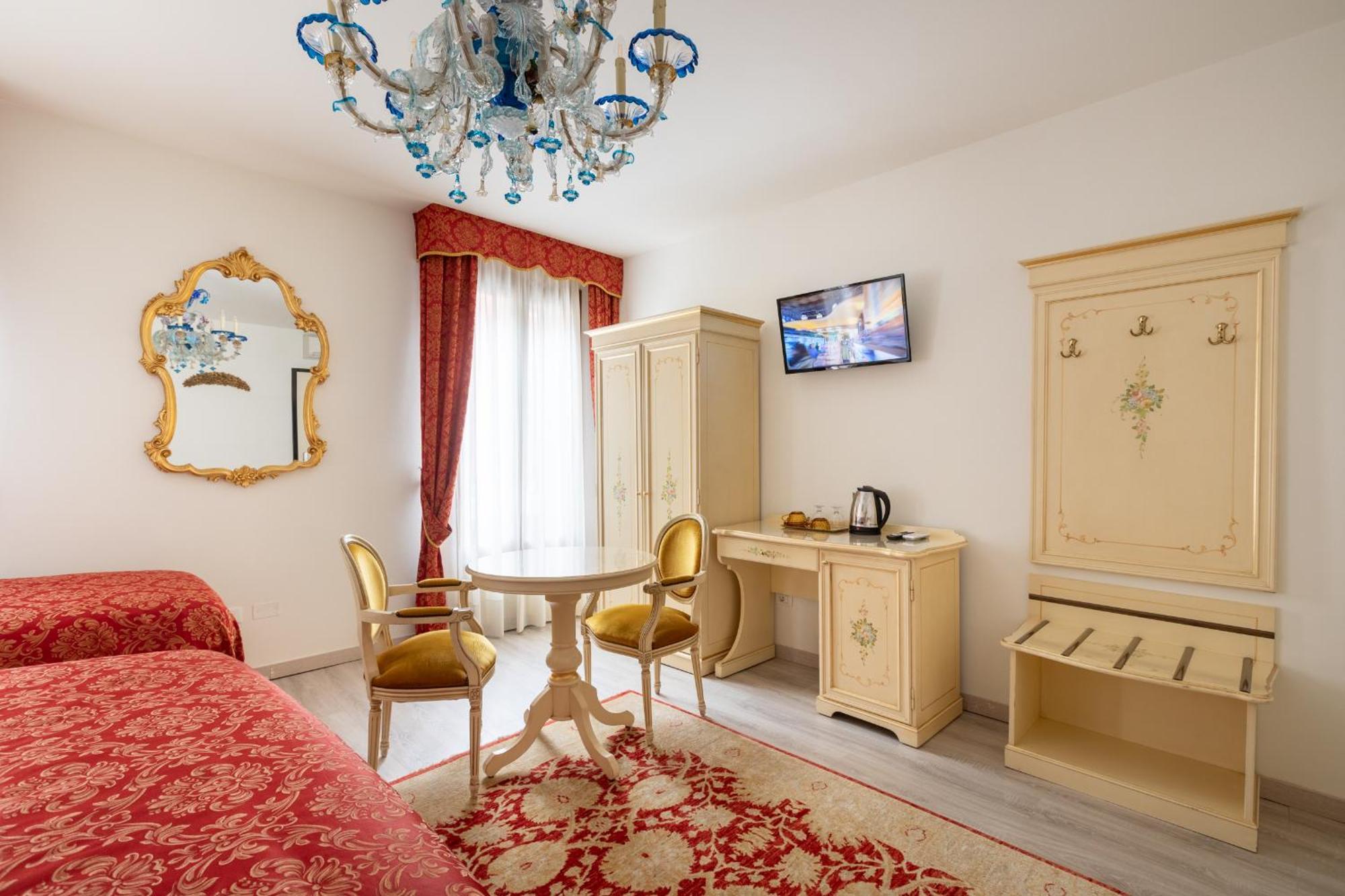 Ca' Luisa Hotel Venice Exterior photo